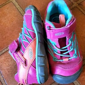 Keen Girls Shoes